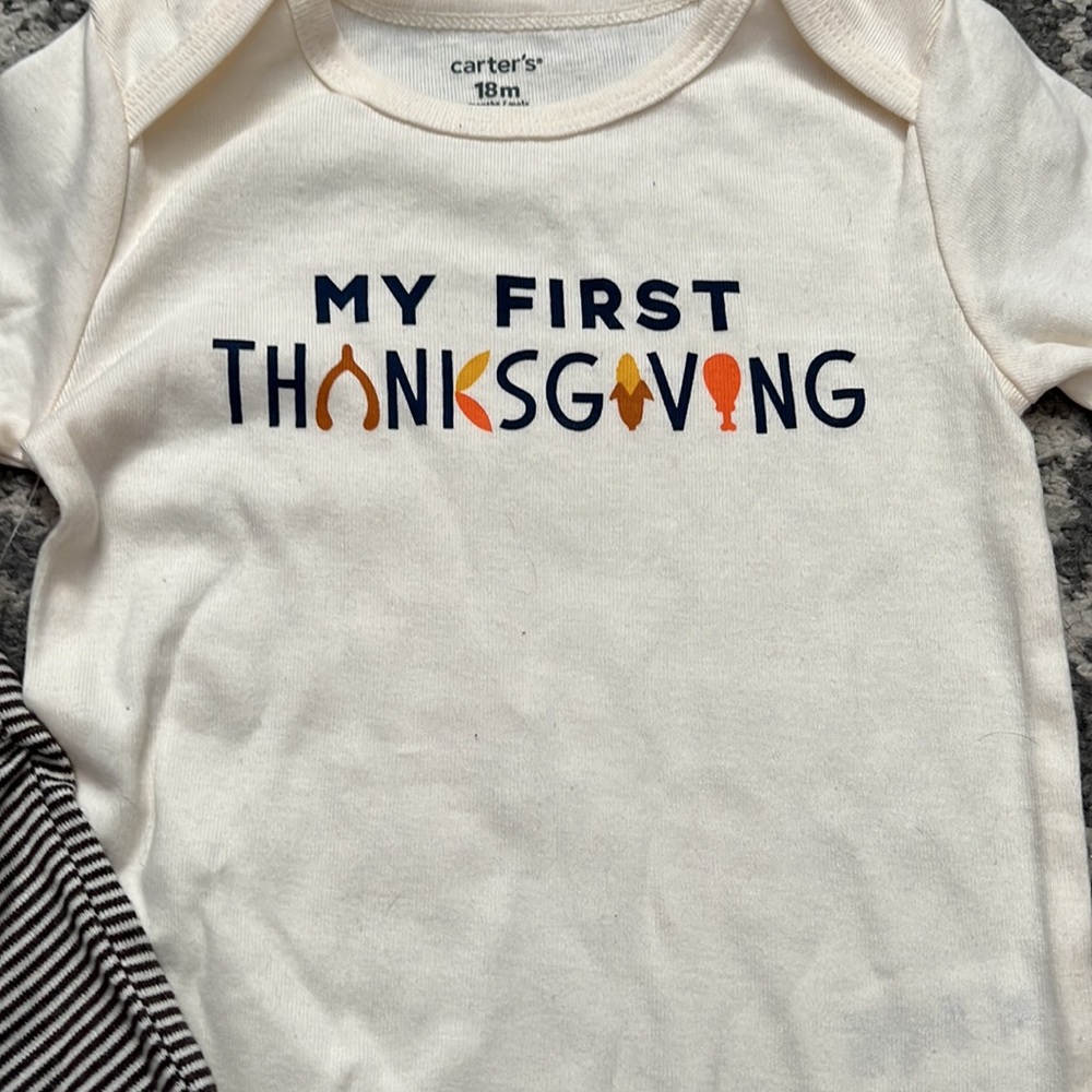 NWT Carters Set - Picture 2 of 4
